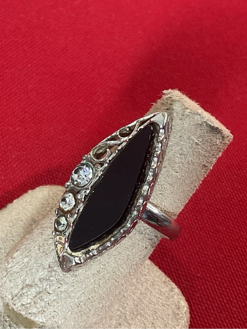 Vintage Emmons Black Marquise Cabochon Rhinestone Adjustable Ring Silver Tone Co